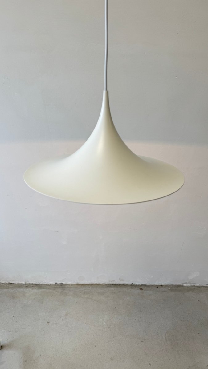 
                  
                    Vintage trompetlamp wit klein - LOUI.STORE
                  
                