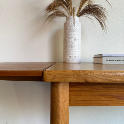 
                  
                    Vintage uitschuifbare eettafel licht teak - LOUI
                  
                