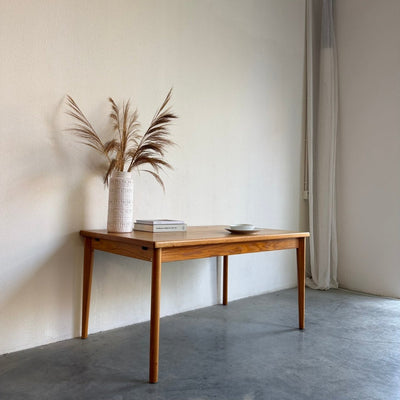 
                  
                    Vintage uitschuifbare eettafel licht teak - LOUI
                  
                