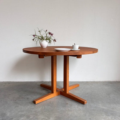 
                  
                    Vintage uitschuifbare eettafel rond - LOUI.STORE
                  
                