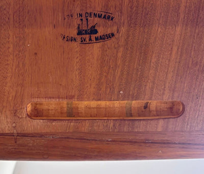 
                  
                    Vintage uitschuifbare eettafel Svend Aage Madsen - LOUI.STORE
                  
                