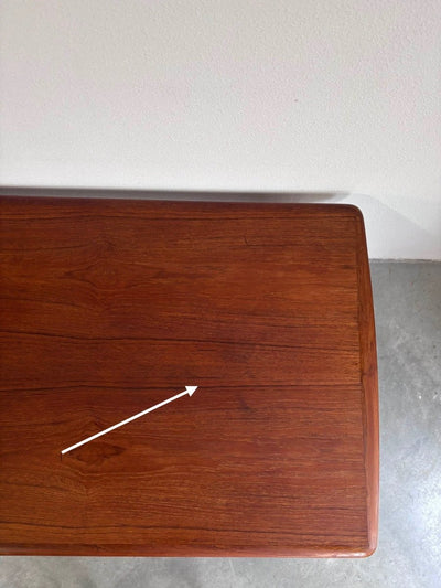 
                  
                    Vintage uitschuifbare eettafel Svend Aage Madsen - LOUI.STORE
                  
                