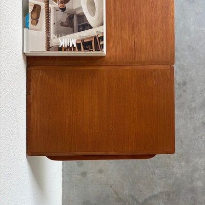 
                  
                    Vintage verlengbare trolley - bijzettafel teak - LOUI.STORE
                  
                