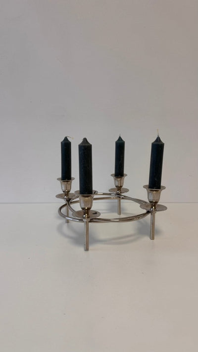 
                  
                    Vintage verzilverde kaarsen houder voor 4 kaarsen - LOUI.STORE
                  
                
