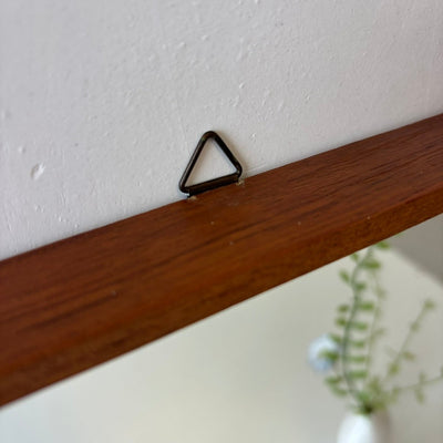 
                  
                    Vintage vierkanten spiegel teak - LOUI.STORE
                  
                