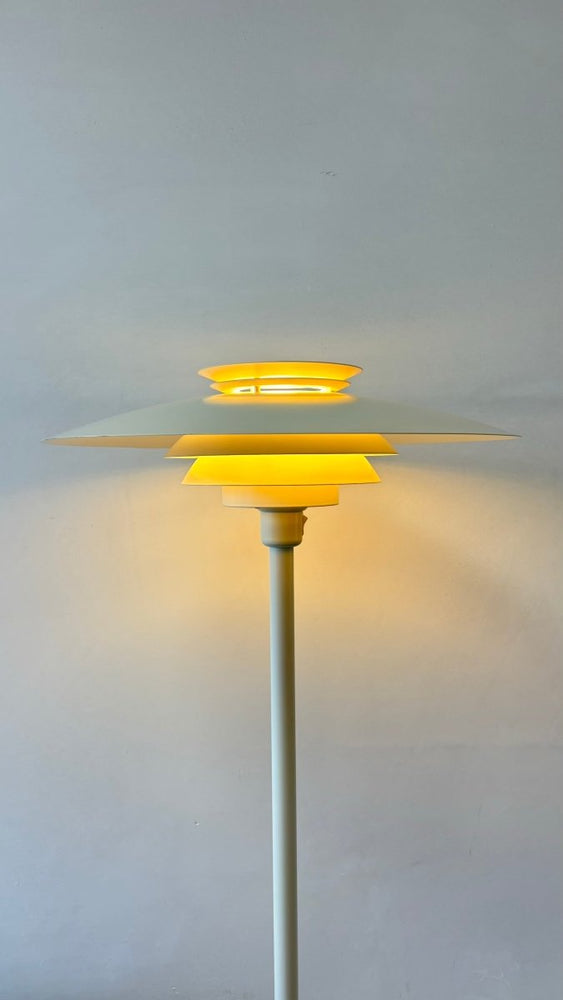 
                  
                    Vintage vloerlamp schalen wit - LOUI.STORE
                  
                
