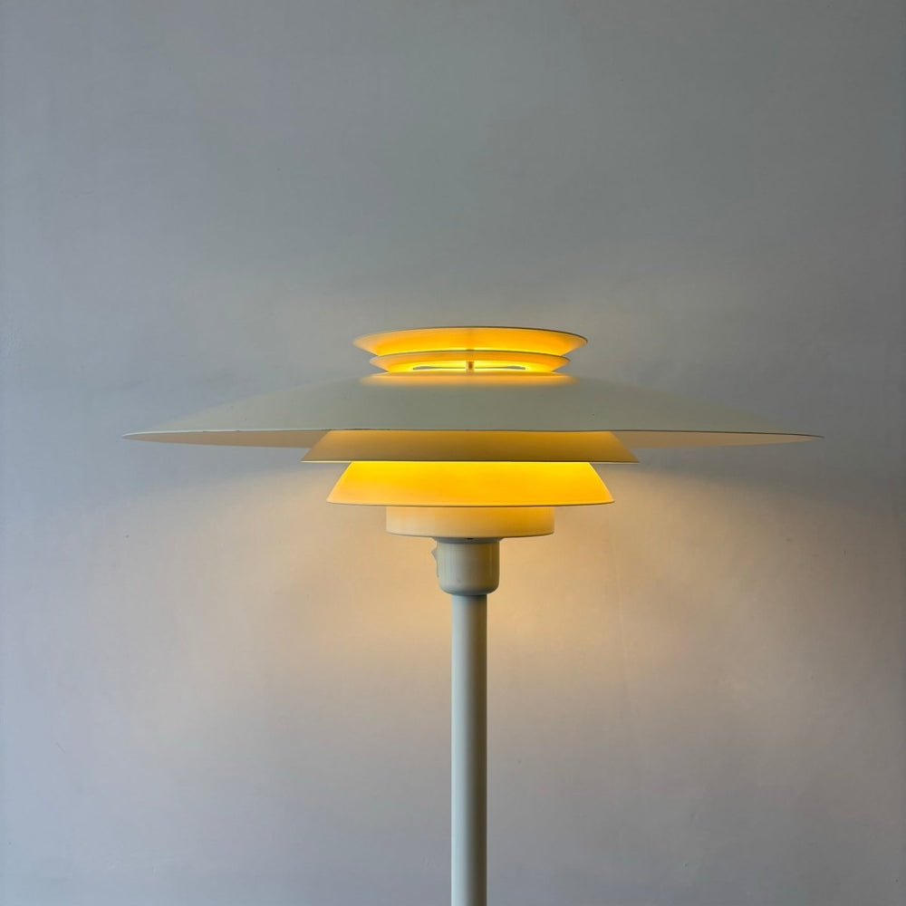 
                  
                    Vintage vloerlamp schalen wit - LOUI.STORE
                  
                