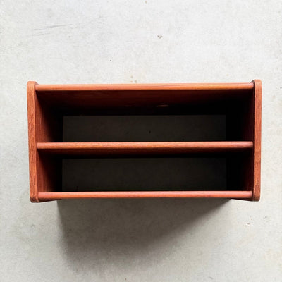 
                  
                    Vintage wandkastje 2 schappen teak - LOUI
                  
                