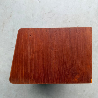 
                  
                    Vintage wandkastje 2 schappen teak - LOUI
                  
                