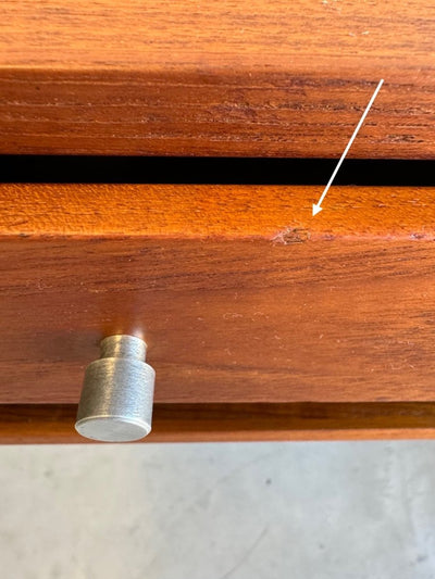 
                  
                    Vintage wandkastje Aksel Kjersgaard model 127 - LOUI.STORE
                  
                