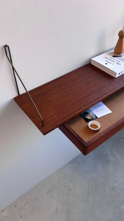 
                  
                    Vintage wandkastje lade - LOUI.STORE
                  
                