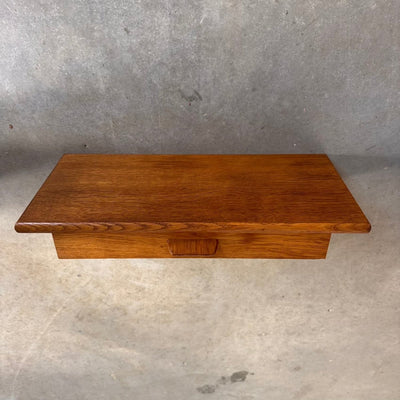 
                  
                    Vintage wandkastje met lade eiken - LOUI
                  
                