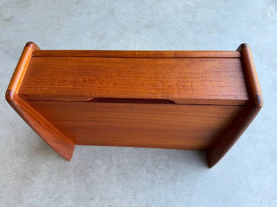 
                  
                    Vintage wandkastje met lade teak - LOUI.STORE
                  
                