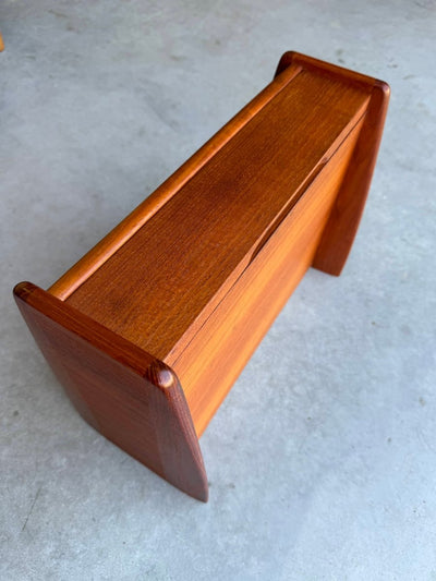 
                  
                    Vintage wandkastje met lade teak - LOUI.STORE
                  
                