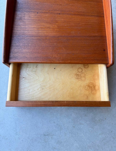 
                  
                    Vintage wandkastje met lade teak - LOUI.STORE
                  
                