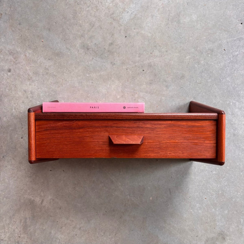Vintage wandkastje teak - LOUI.STORE
