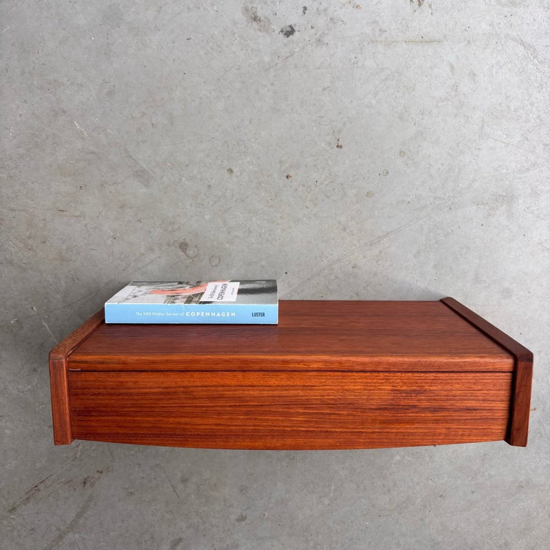 Vintage wandkastje teak - LOUI.STORE