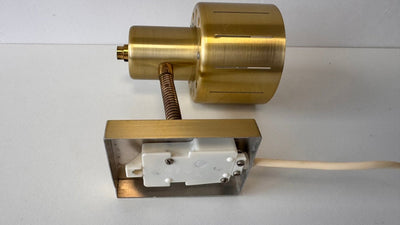 
                  
                    Vintage wandlampje Vitrika messing - LOUI.STORE
                  
                