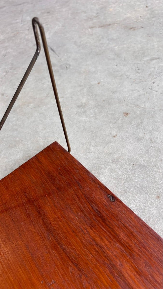 
                  
                    Vintage wandplank massief teak 75cm - LOUI.STORE
                  
                