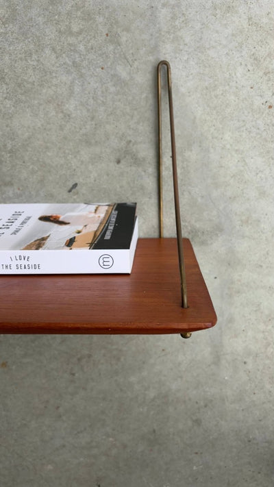 
                  
                    Vintage wandplank massief teak - LOUI.STORE
                  
                