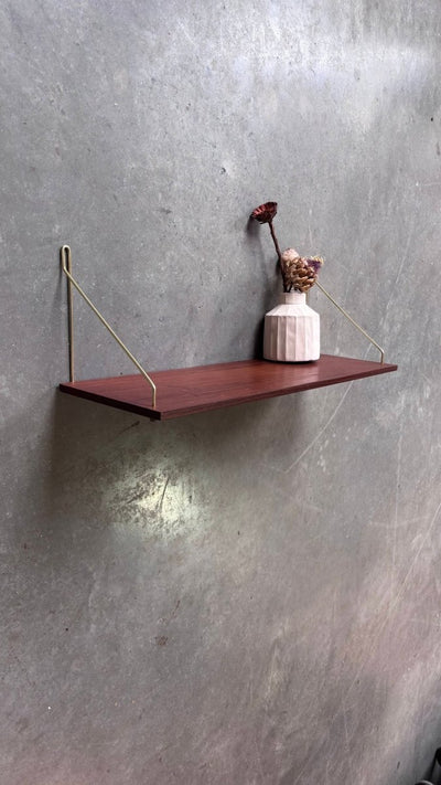 
                  
                    Vintage wandplank teak 60cm - LOUI.STORE
                  
                