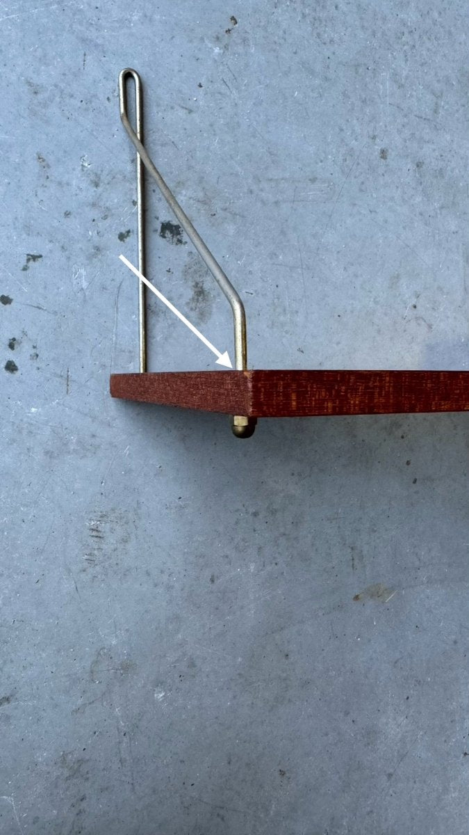 
                  
                    Vintage wandplank teak 60cm - LOUI.STORE
                  
                