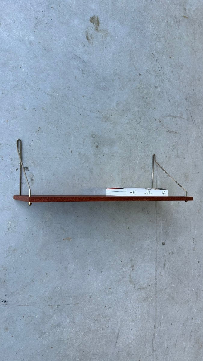 
                  
                    Vintage wandplank teak 60cm - LOUI.STORE
                  
                