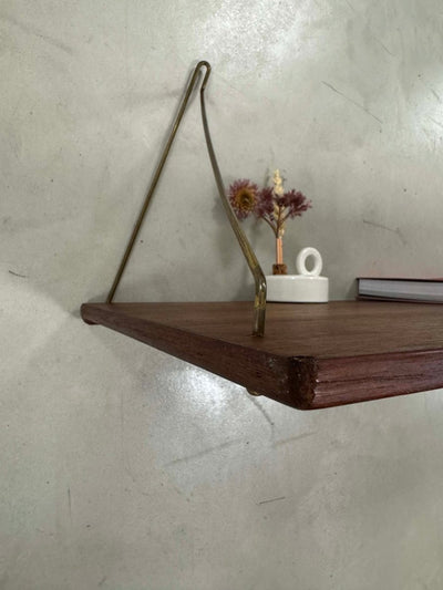 
                  
                    Vintage wandplank teak 70cm - LOUI.STORE
                  
                