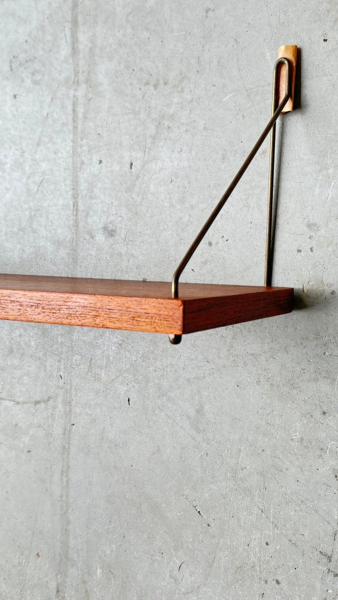 
                  
                    Vintage wandplank teak - LOUI.STORE
                  
                
