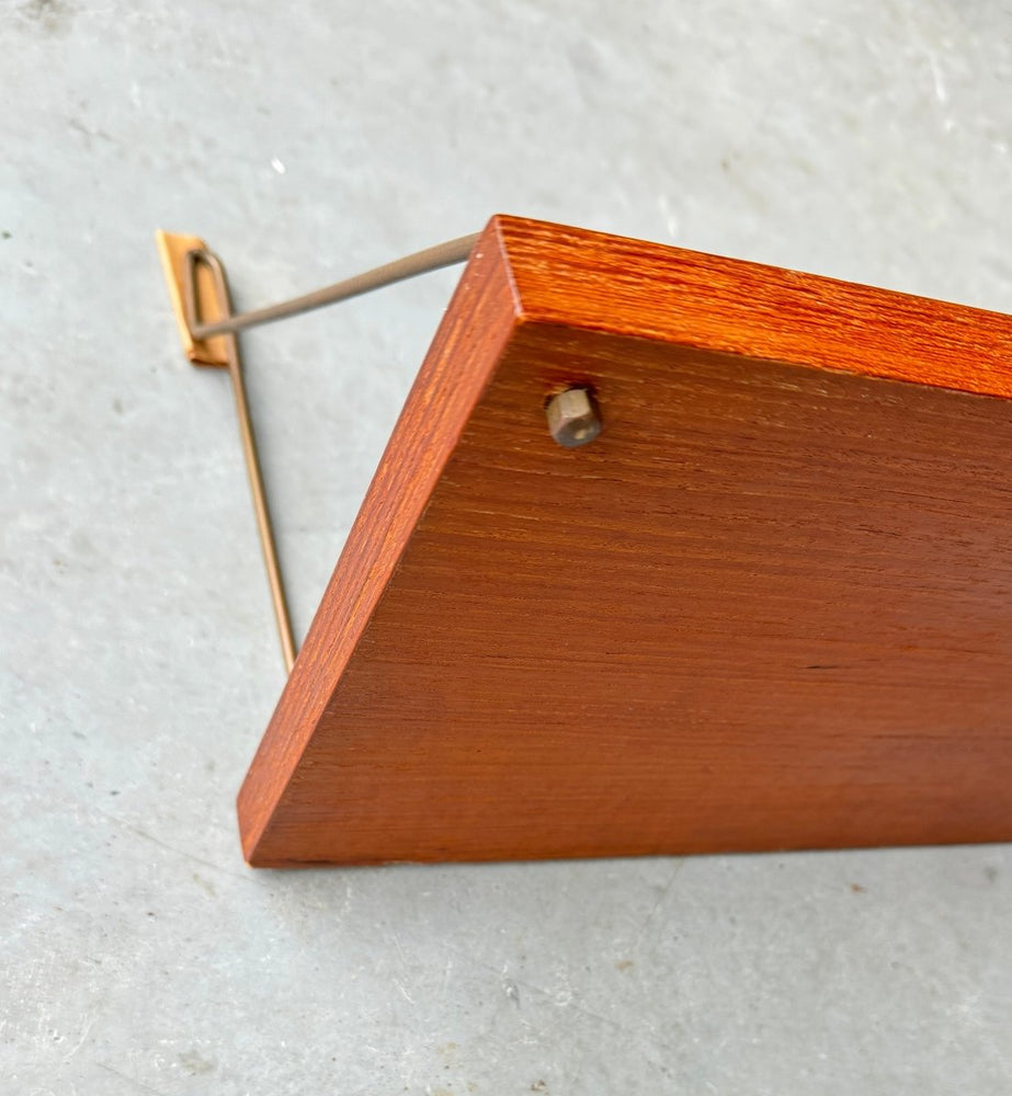 
                  
                    Vintage wandplank teak - LOUI.STORE
                  
                
