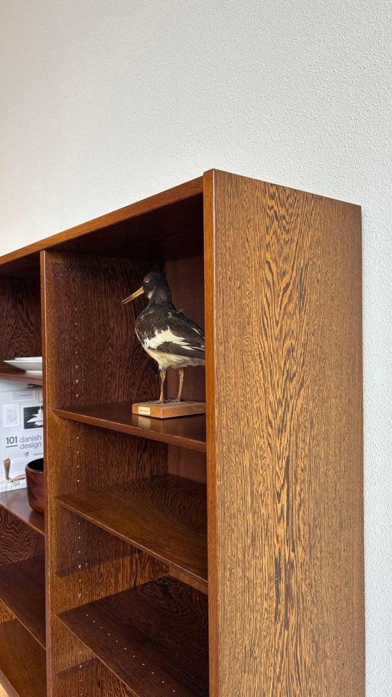 
                  
                    Vintage wengé Hundevad boekenkast - LOUI.STORE
                  
                