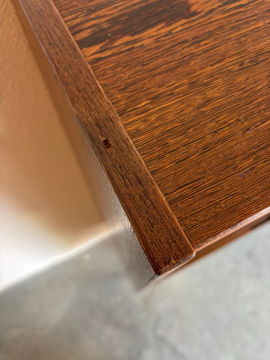 
                  
                    Vintage wengé Hundevad boekenkast - LOUI.STORE
                  
                