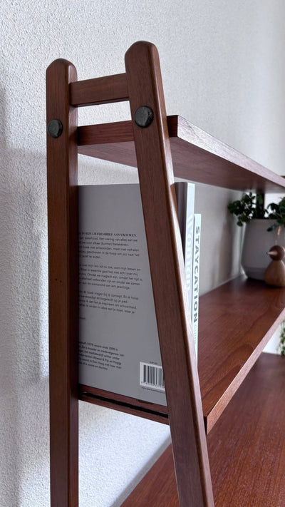 
                  
                    Wandkast - secretaire in teak - LOUI.STORE
                  
                