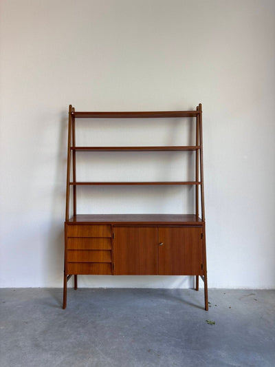 
                  
                    Wandkast - secretaire in teak - LOUI.STORE
                  
                