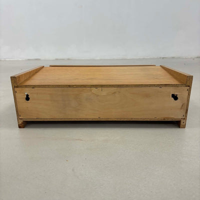 
                  
                    Wandkastje eiken metaal greepje - LOUI.STORE
                  
                