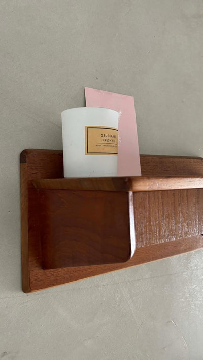 
                  
                    Wandkastje met lade teak - LOUI.STORE
                  
                