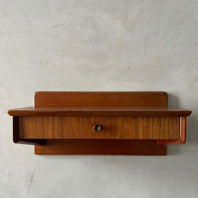 
                  
                    Wandkastje met lade teak - LOUI.STORE
                  
                