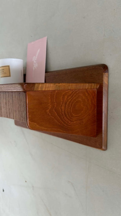 
                  
                    Wandkastje met lade teak - LOUI.STORE
                  
                