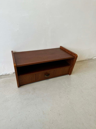 
                  
                    Wandkastje teak met lade en vak - LOUI.STORE
                  
                