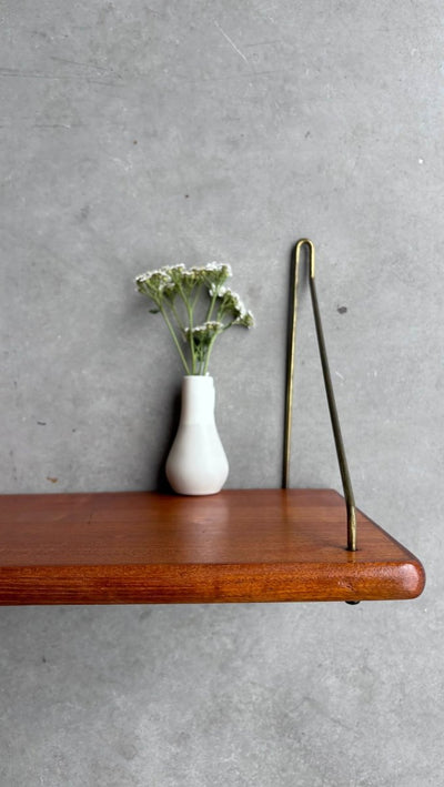 
                  
                    Wandplank teak 50cm - LOUI.STORE
                  
                