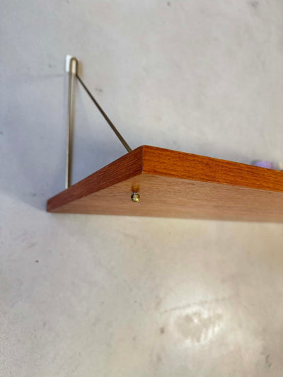 
                  
                    Wandplank teak 80cm - LOUI.STORE
                  
                