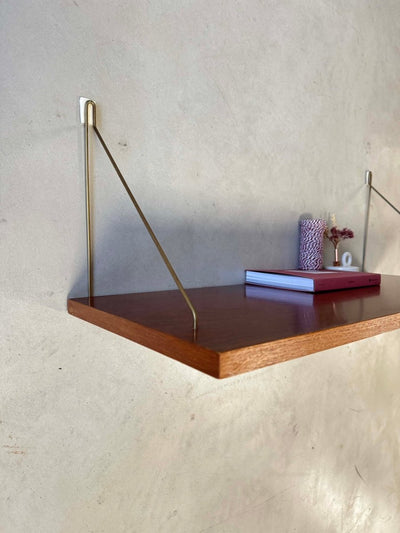 
                  
                    Wandplank teak 80cm - LOUI.STORE
                  
                