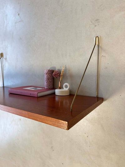 
                  
                    Wandplank teak 80cm - LOUI.STORE
                  
                