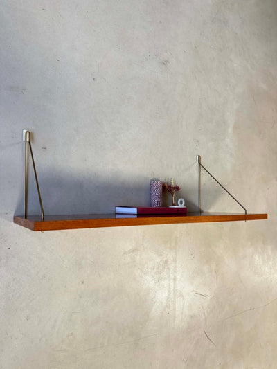 
                  
                    Wandplank teak 80cm - LOUI.STORE
                  
                