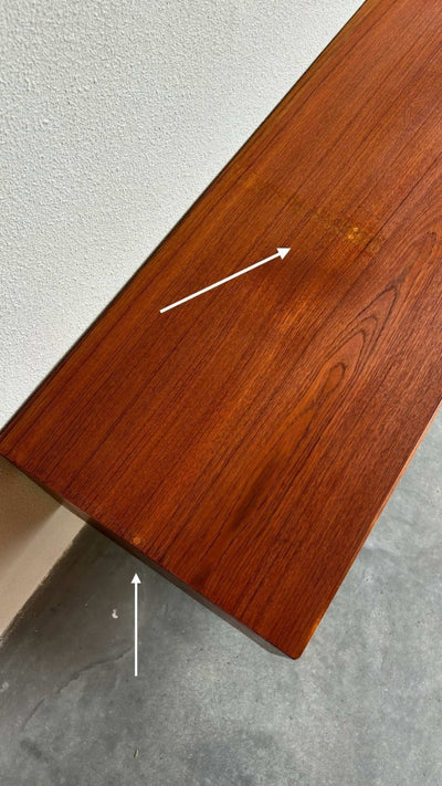 
                  
                    XL lowboard in teak - LOUI.STORE
                  
                