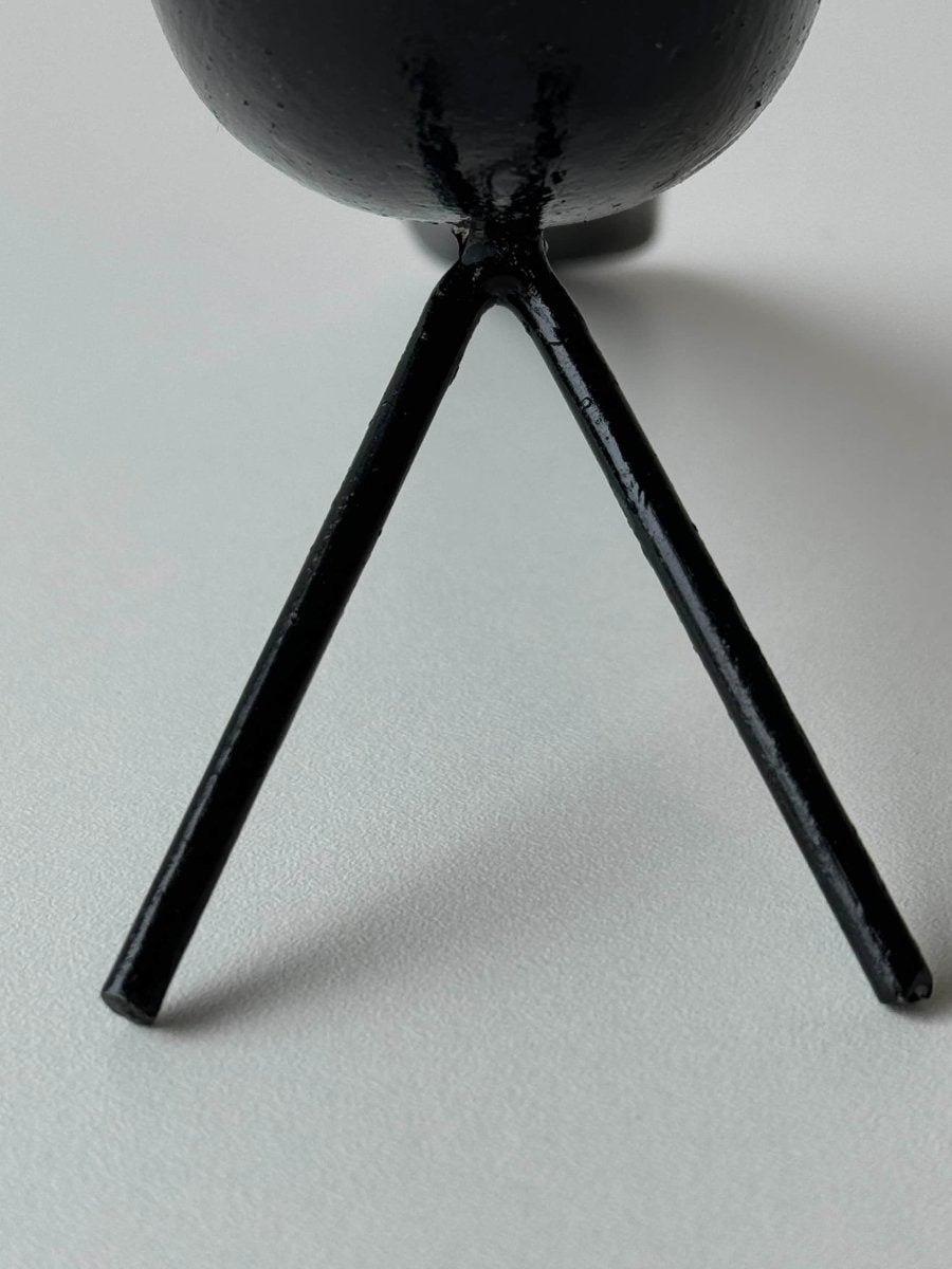 
                  
                    Zwarte vogel - LOUI.STORE
                  
                