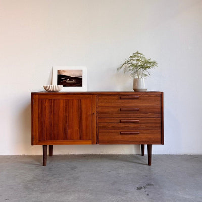 Zweeds sideboard door Nils Jonsson voor Troeds - LOUI.STORE