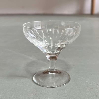 
                  
                    2 vintage likeurglaasjes - LOUI.STORE
                  
                
