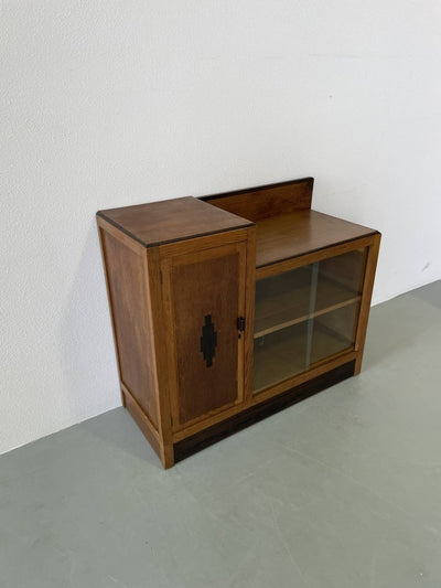 
                  
                    Amsterdamse school kastje - LOUI.STORE
                  
                