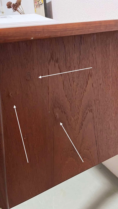 
                  
                    asymmetrisch bureautje teak - LOUI.STORE
                  
                